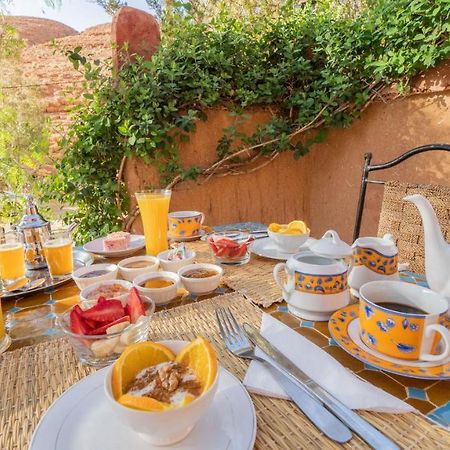 Riad Kasbah Des Roches Akhendachou n'Ait Ouffi ภายนอก รูปภาพ