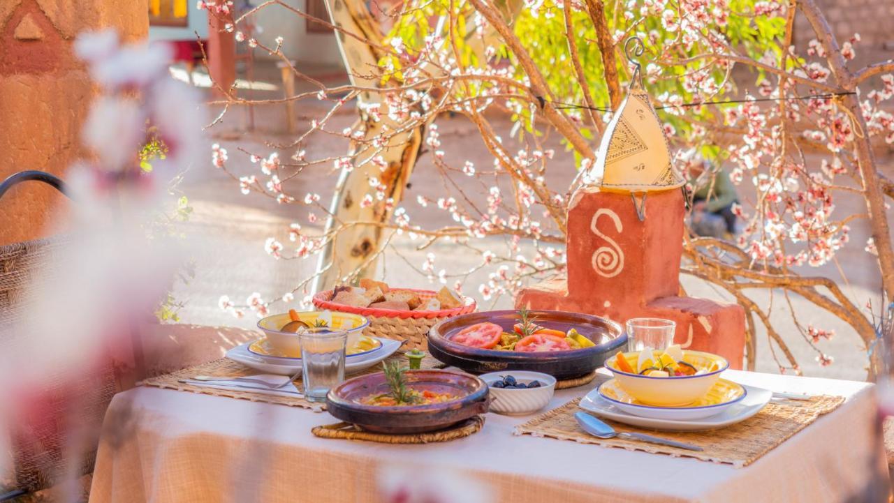 Riad Kasbah Des Roches Akhendachou n'Ait Ouffi ภายนอก รูปภาพ