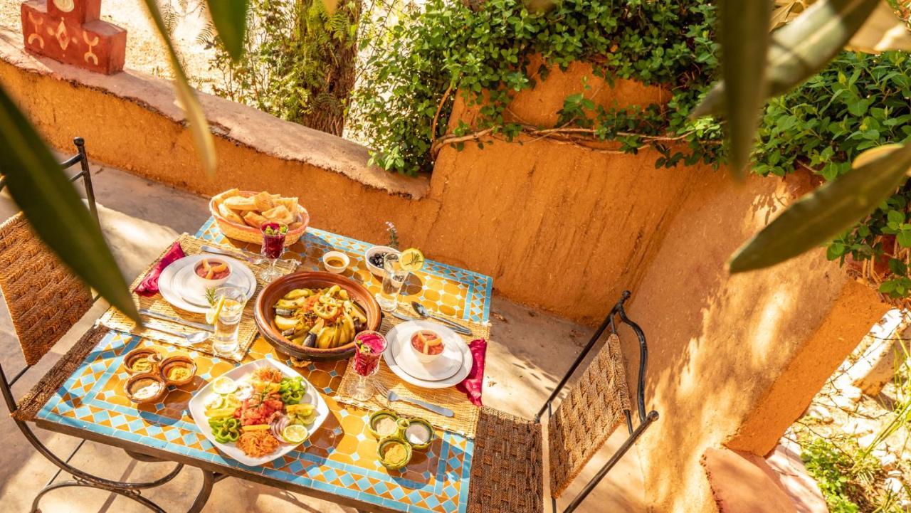 Riad Kasbah Des Roches Akhendachou n'Ait Ouffi ภายนอก รูปภาพ